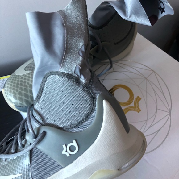KD 8 Elites - Picture 7 of 10